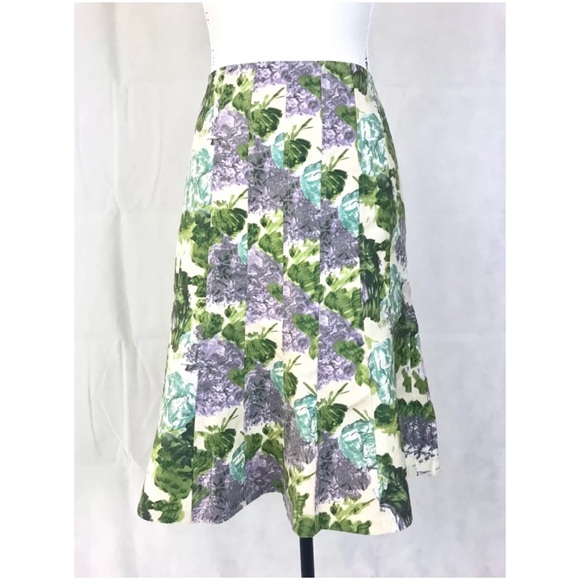 Ann Taylor Dresses & Skirts - ANN TAYLOR Floral Fit Flare Silk Blend Skirt